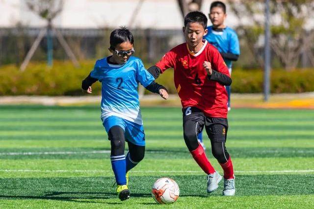 亚运会-中国三人女篮决赛力克蒙古队 勇夺金牌